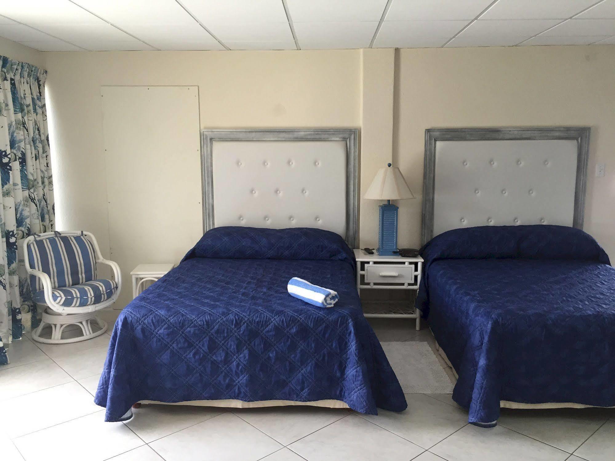 רוקלי Southern Surf Beach Apartments מראה חיצוני תמונה