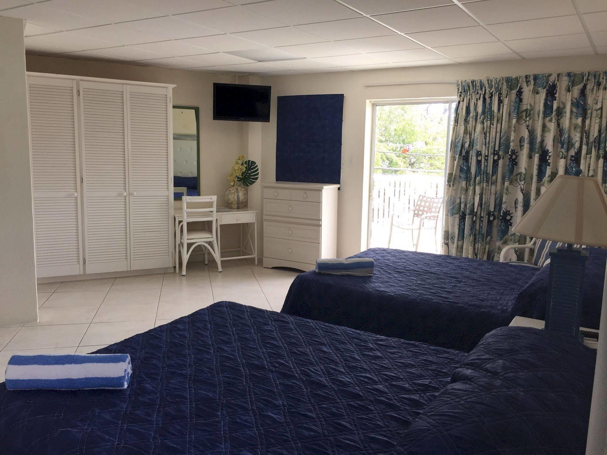 רוקלי Southern Surf Beach Apartments מראה חיצוני תמונה