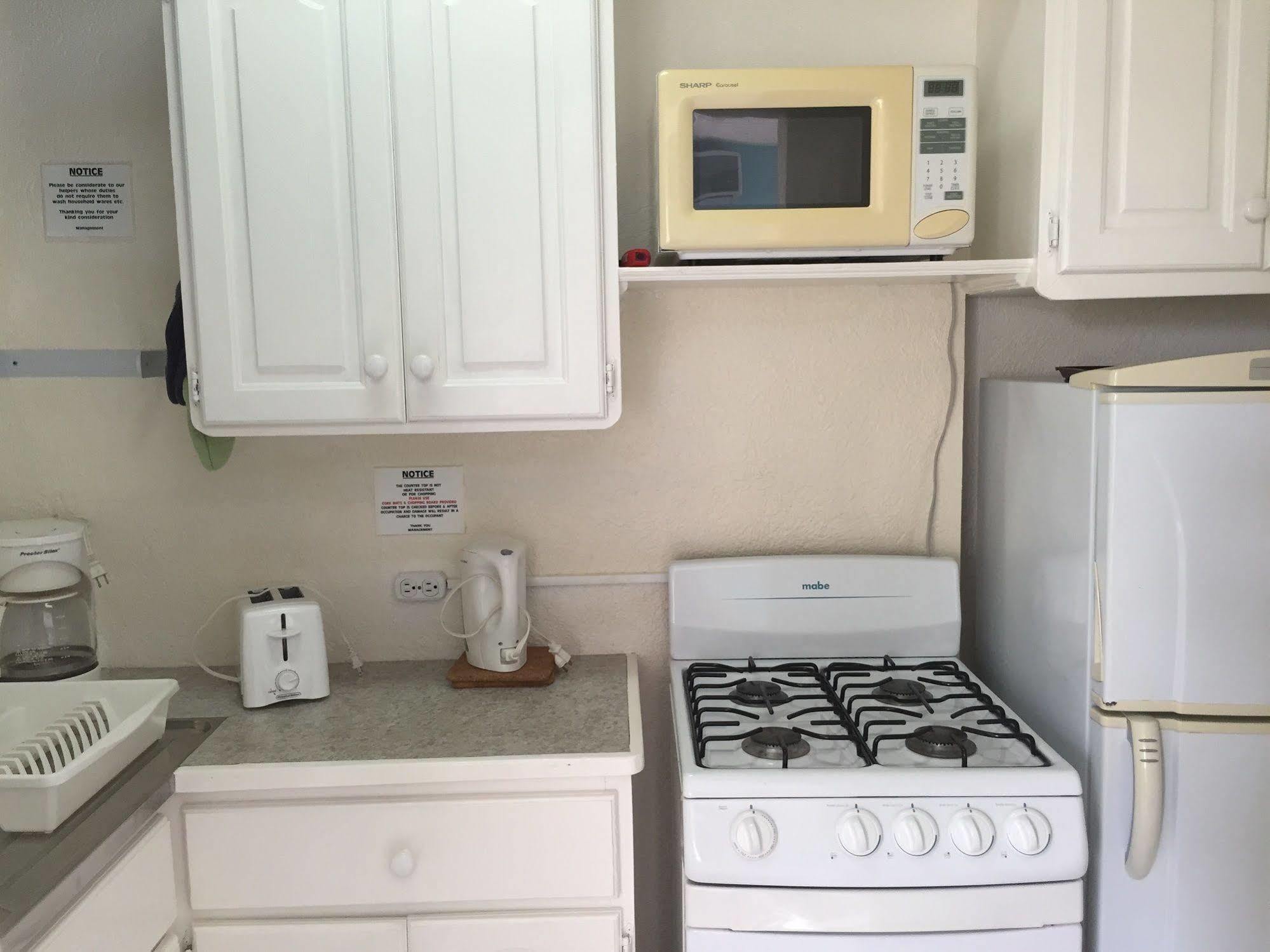 רוקלי Southern Surf Beach Apartments מראה חיצוני תמונה