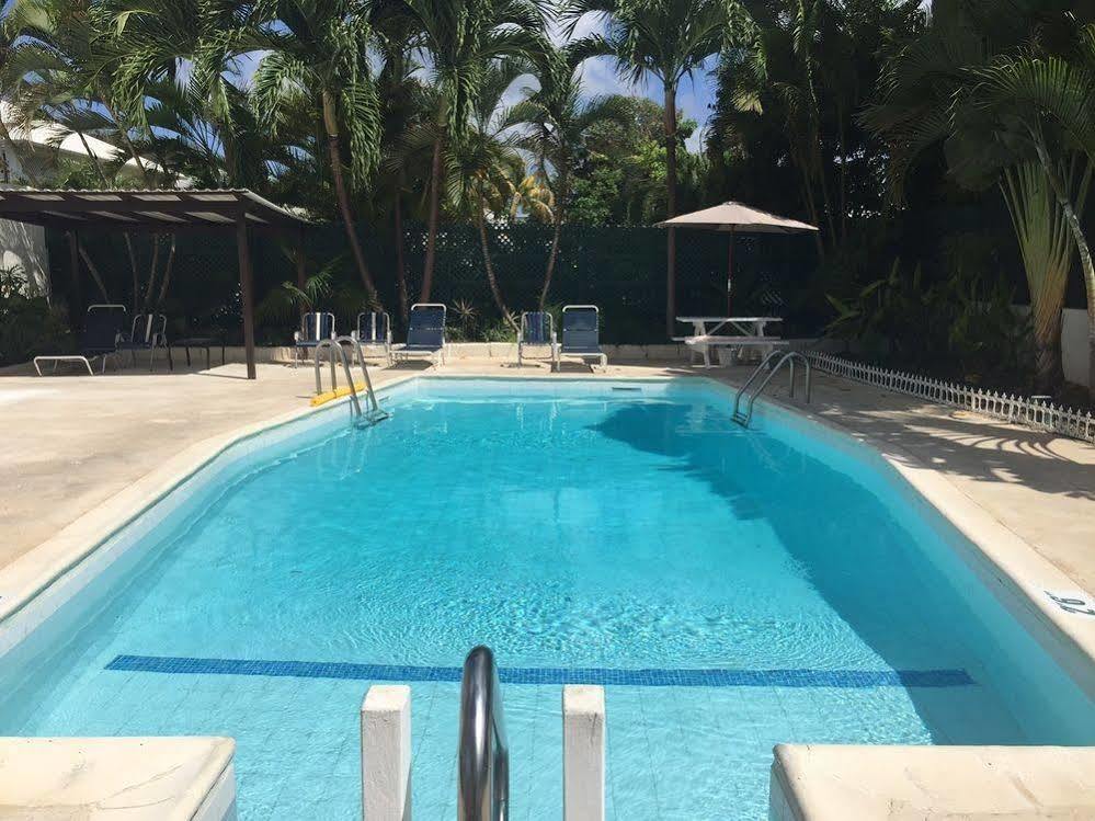 רוקלי Southern Surf Beach Apartments מראה חיצוני תמונה